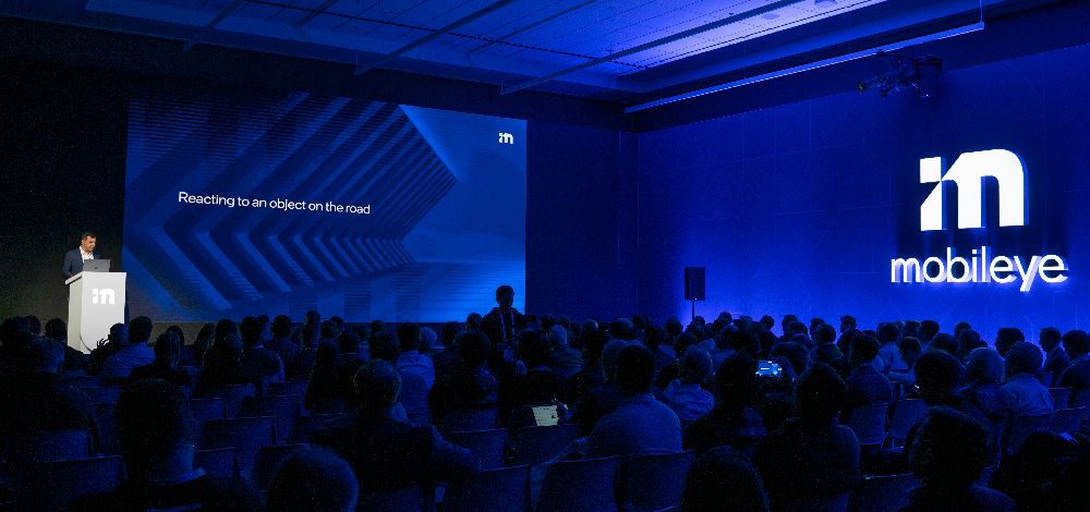 Amnon Shashua教授在往年CES上发表年度演讲